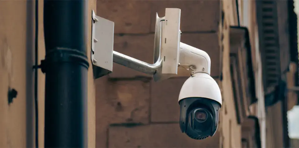 Deter Criminals and Trespassers Away From Your London Vacant Property With CCTV Security Technology